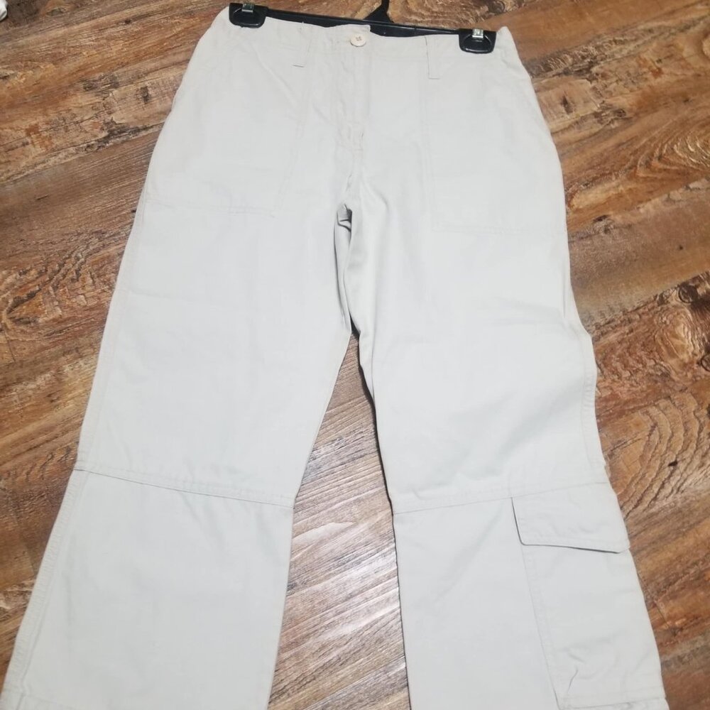 H&M LOGG Capris, Cargo, Ivory, 8, Activewear, Casual Cotton Summer Crop